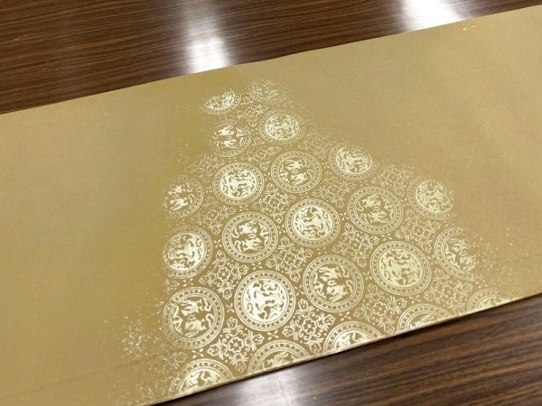 画像8: 新鳥 具引 金型打 焦茶 半切 (8)