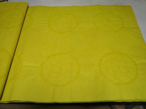 画像4: 瓦当紋同色No.116　黄金色　1.75尺×7.5尺 (4)